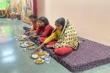 NAVAMI PUJAN