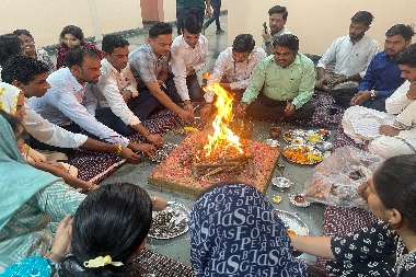 NAVAMI PUJAN